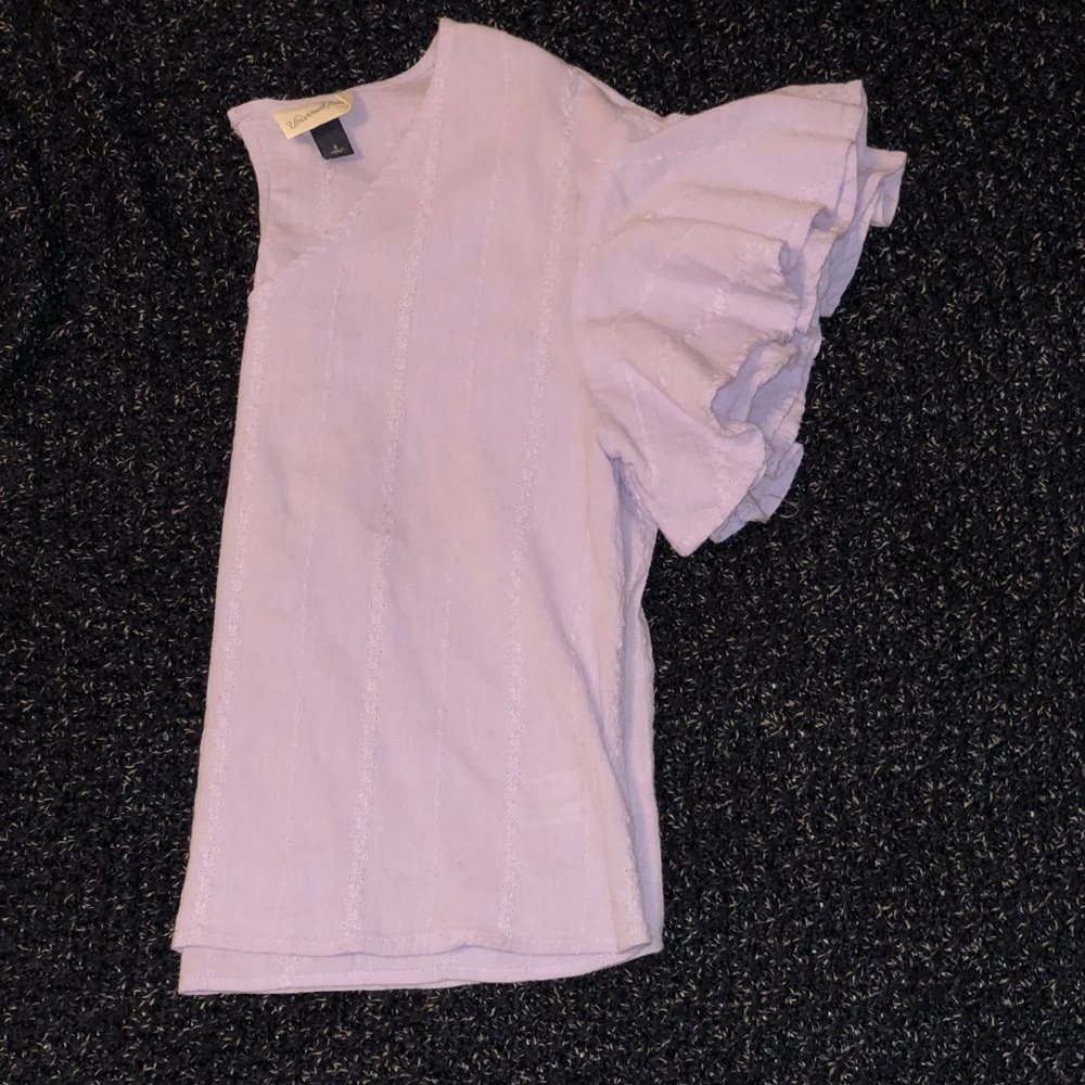 Universal Threads shirt